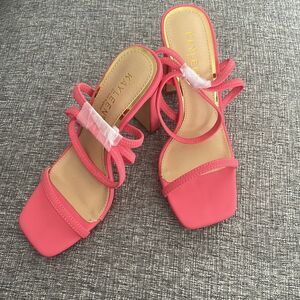 Kayleen By Los Angeles Women's Criss-Cross Elastic Ankle Strap